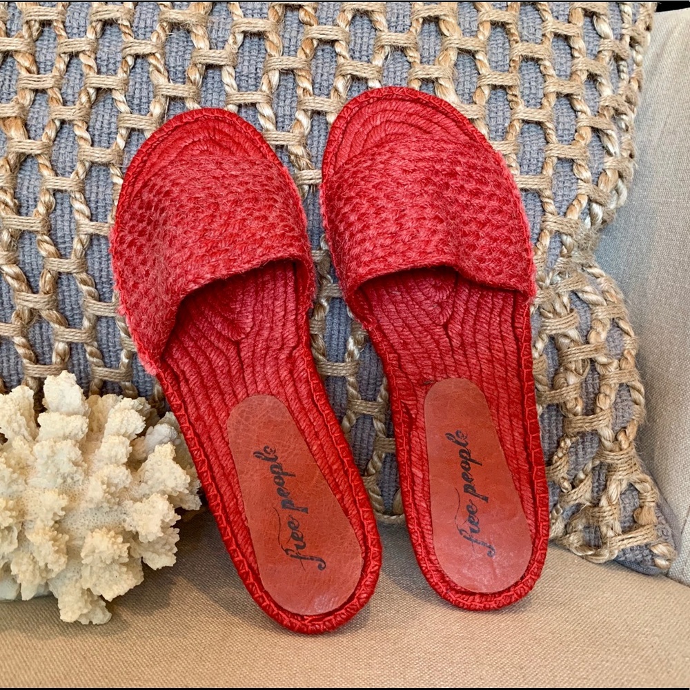 NEW FREE PEOPLE Beach Espadrille Woven Slides Red